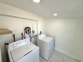 6231 Mayo St, Hollywood FL 33023