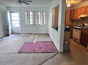 160 NE 203rd Ter E5, Miami Gardens FL 33179