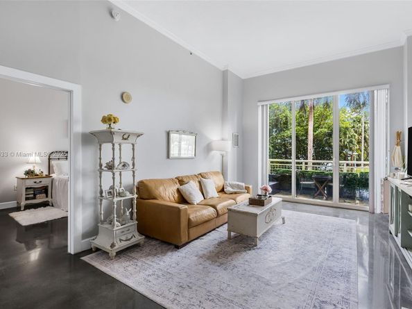 2000 N Bayshore Dr 114, Miami FL 33137