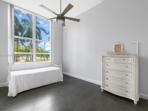 2000 N Bayshore Dr 114, Miami FL 33137