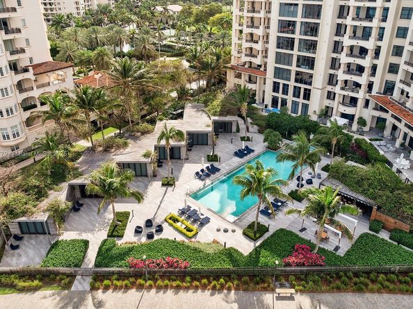 7061 Fisher Island Dr 7061, Miami Beach FL 33109