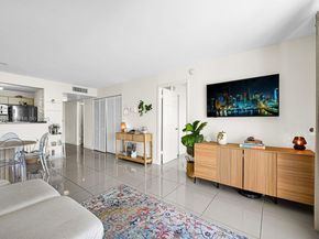 6900 Bay Dr 6B, Miami Beach FL 33141