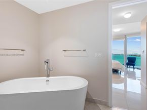 488 NE 18th St 908, Miami FL 33132