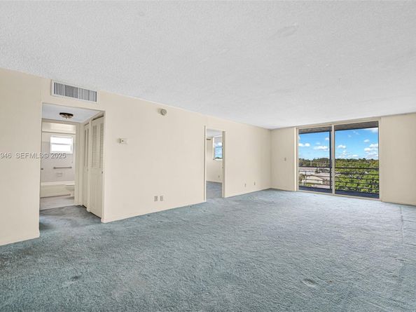 1830 Dixieanna St 506, Hollywood FL 33020