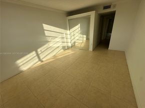 12590 NE 16th Ave 509, North Miami FL 33161