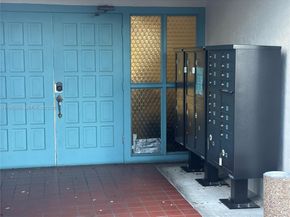 12590 NE 16th Ave 509, North Miami FL 33161