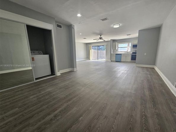 4131 NW 79th Ave 4131, Sunrise FL 33351