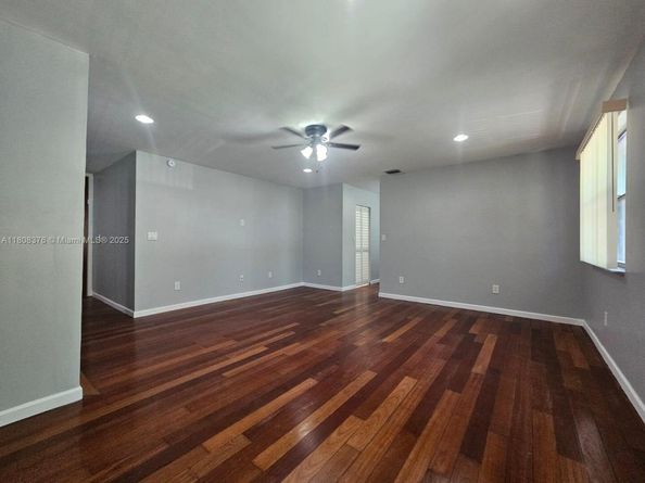 4131 NW 79th Ave 4131, Sunrise FL 33351