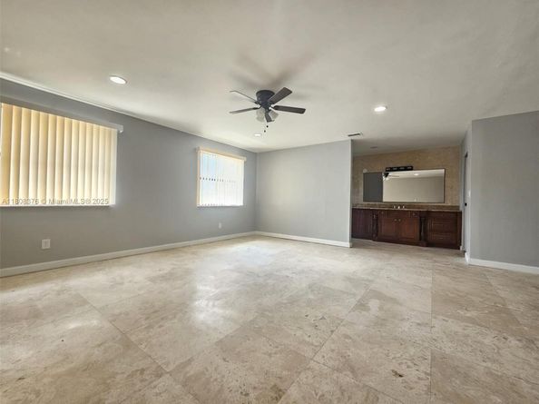 4131 NW 79th Ave 4131, Sunrise FL 33351