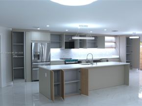 13911 SW 100th Ln, Miami FL 33186