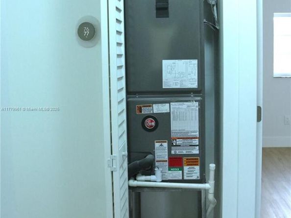 13911 SW 100th Ln, Miami FL 33186