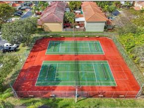 13911 SW 100th Ln, Miami FL 33186