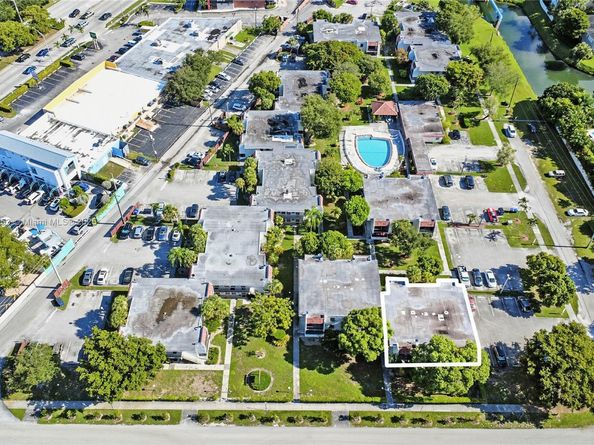 8701 SW 141st St B1, Palmetto Bay FL 33176