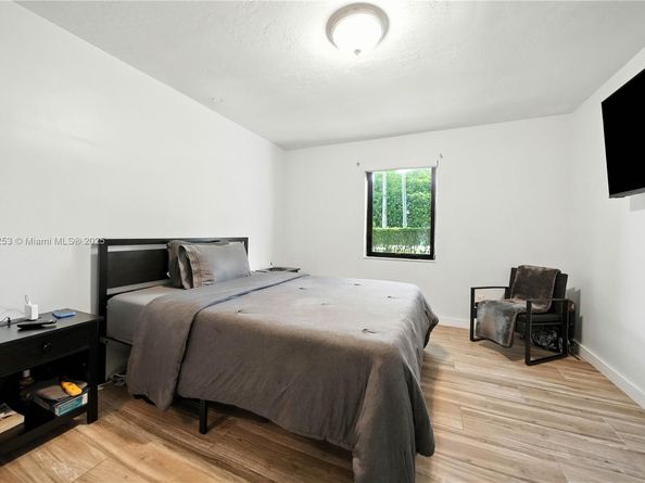 8701 SW 141st St B1, Palmetto Bay FL 33176