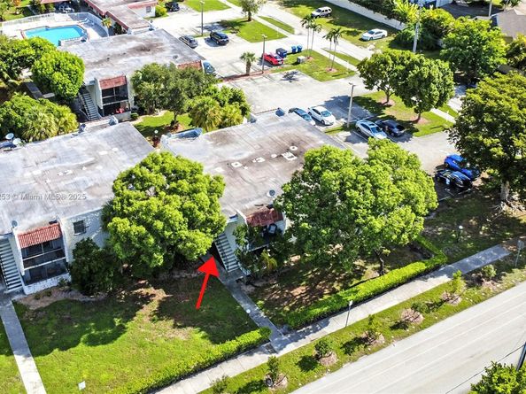 8701 SW 141st St B1, Palmetto Bay FL 33176