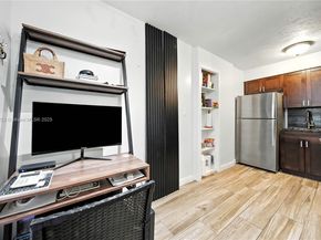 8701 SW 141st St B1, Palmetto Bay FL 33176