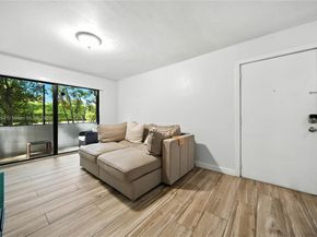 8701 SW 141st St B1, Palmetto Bay FL 33176