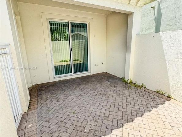 3210 NW 126th Ave 3210, Sunrise FL 33323