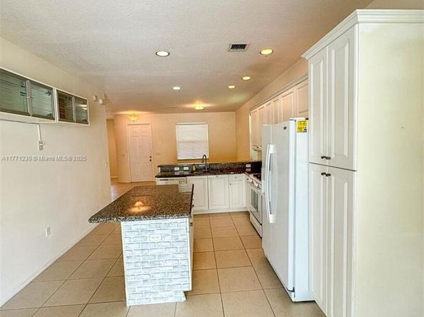 3210 NW 126th Ave 3210, Sunrise FL 33323
