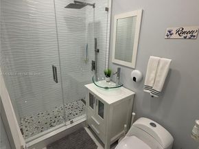 380 W 41st St, Hialeah FL 33012