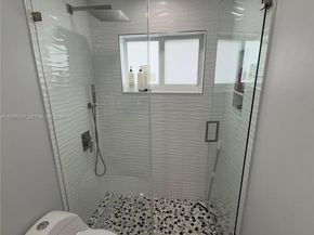 380 W 41st St, Hialeah FL 33012