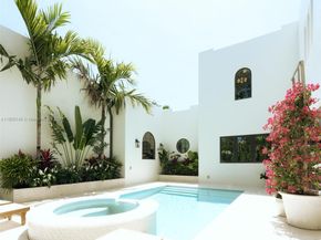 549 NE 59th St, Miami FL 33137