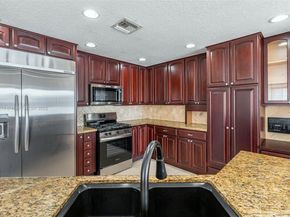 13790 NW 20th St, Pembroke Pines FL 33028