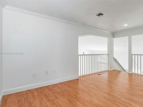 13790 NW 20th St, Pembroke Pines FL 33028