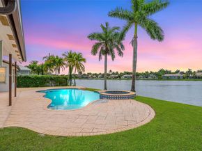 13790 NW 20th St, Pembroke Pines FL 33028