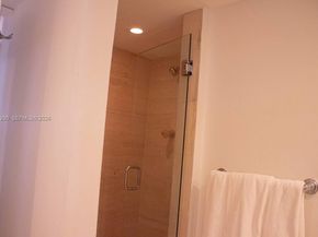 1717 N Bayshore Dr B4141, Miami FL 33132