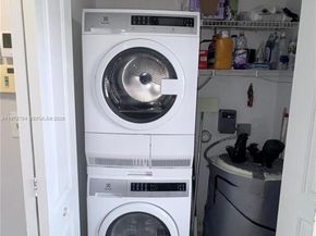 2391 NW 89th Dr 404, Coral Springs FL 33065