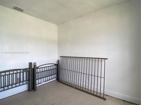 3954 NW 182nd Ln, Miami Gardens FL 33055
