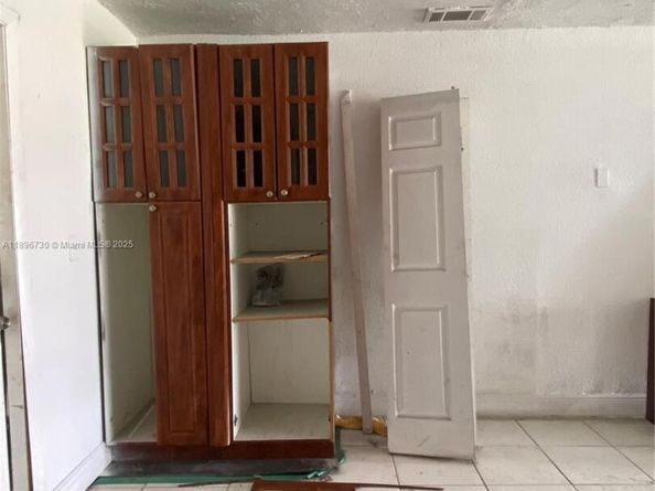 3954 NW 182nd Ln, Miami Gardens FL 33055