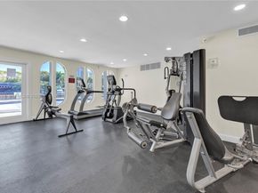 200 Diplomat Pkwy 729, Hallandale Beach FL 33009