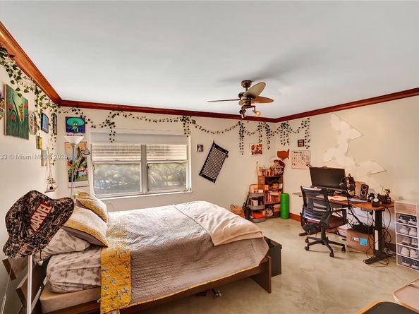 401 Golden Isles Dr 307, Hallandale Beach FL 33009