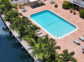 401 Golden Isles Dr 307, Hallandale Beach FL 33009