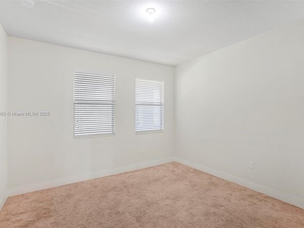 7865 NW 104th Ave 33, Doral FL 33178