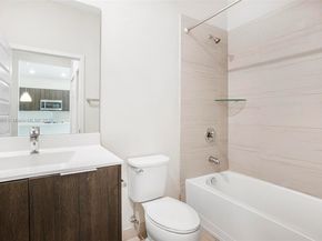 7865 NW 104th Ave 33, Doral FL 33178