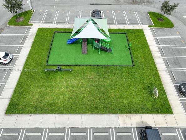 7865 NW 104th Ave 33, Doral FL 33178