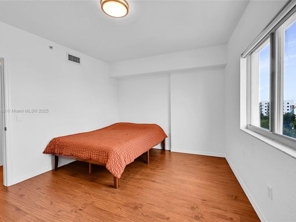 36 NW 6th Ave 701, Miami FL 33128