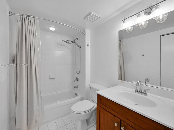 36 NW 6th Ave 701, Miami FL 33128