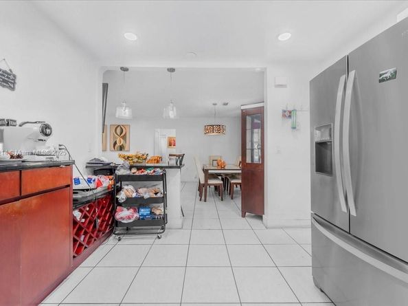 640 NE 168th St, North Miami Beach FL 33162