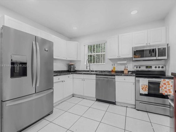 640 NE 168th St, North Miami Beach FL 33162