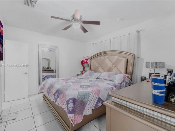 640 NE 168th St, North Miami Beach FL 33162