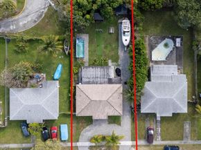 640 NE 168th St, North Miami Beach FL 33162