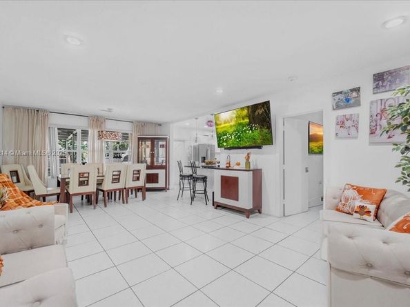 640 NE 168th St, North Miami Beach FL 33162