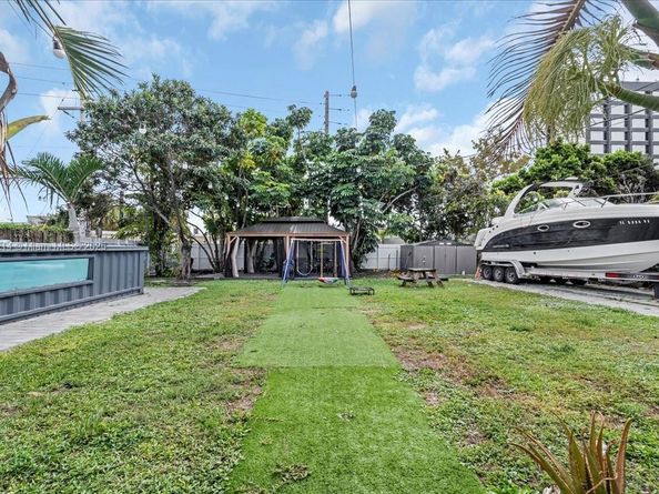 640 NE 168th St, North Miami Beach FL 33162