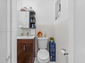 640 NE 168th St, North Miami Beach FL 33162