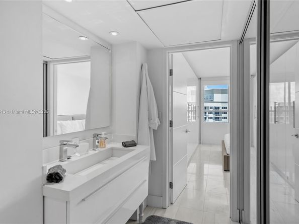 1500 Bay Rd 1548S, Miami Beach FL 33139