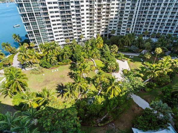 1500 Bay Rd 1548S, Miami Beach FL 33139